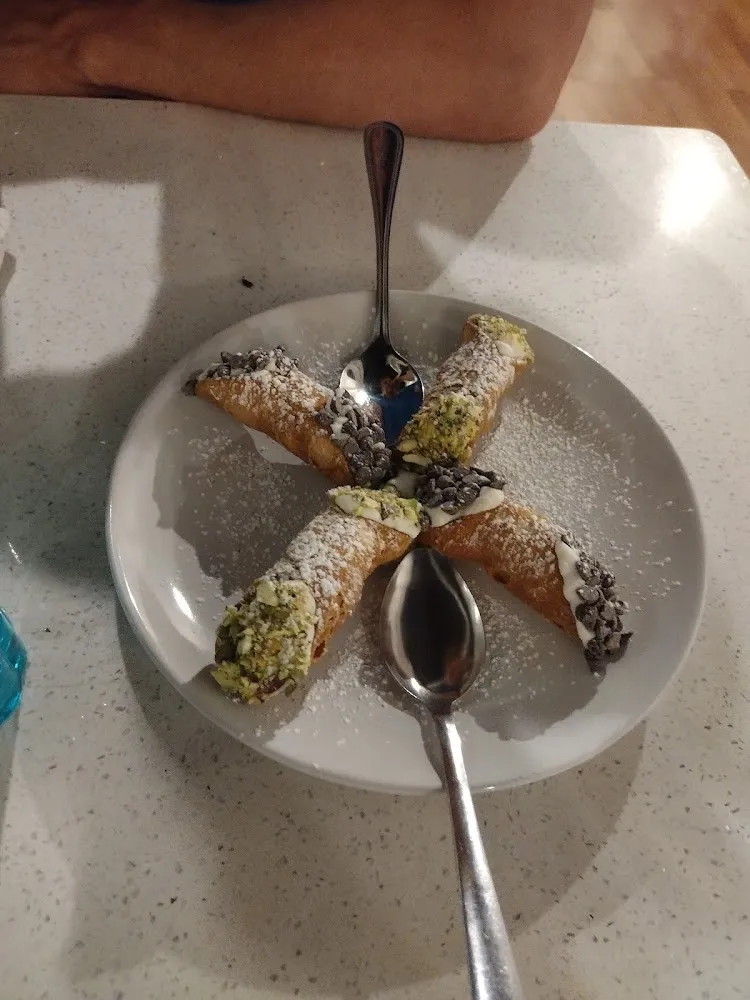 Cannoli